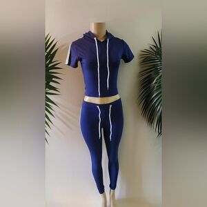 NWT J&W Navy Athleisure 2-Piece Set. Crop Hoodie & High-Waist Leggings.